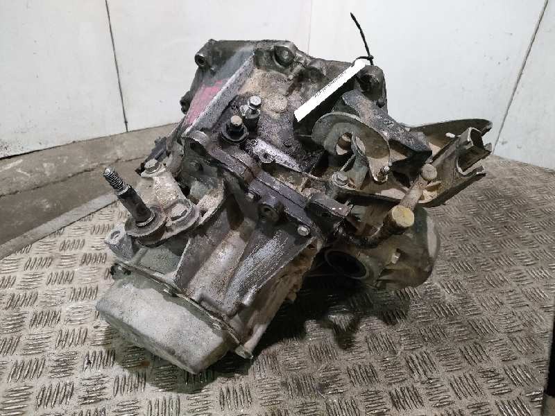 Recambio de caja cambios para peugeot 3008 confort referencia OEM IAM 20DP56  