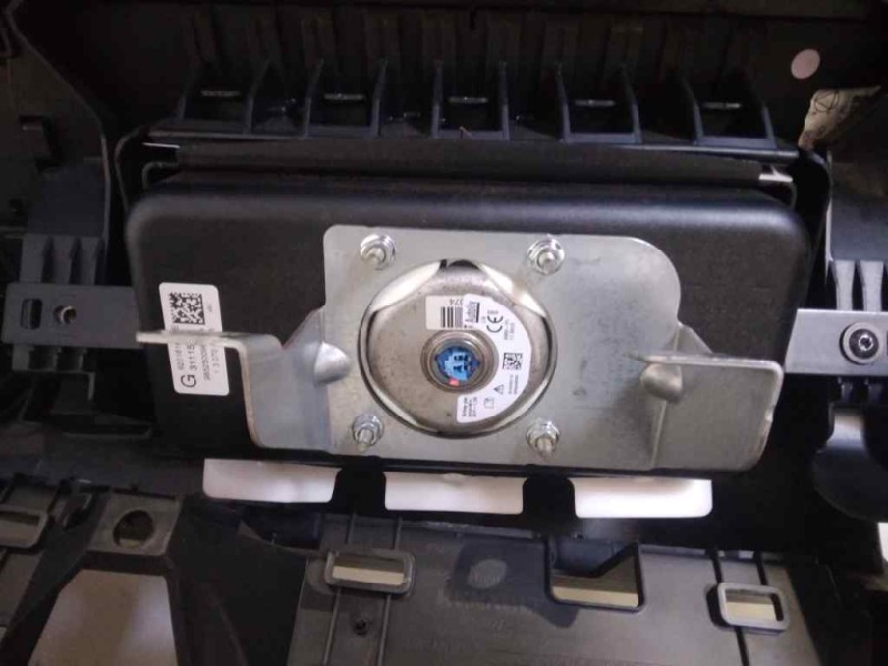 Recambio de salpicadero para renault clio iii authentique referencia OEM IAM   