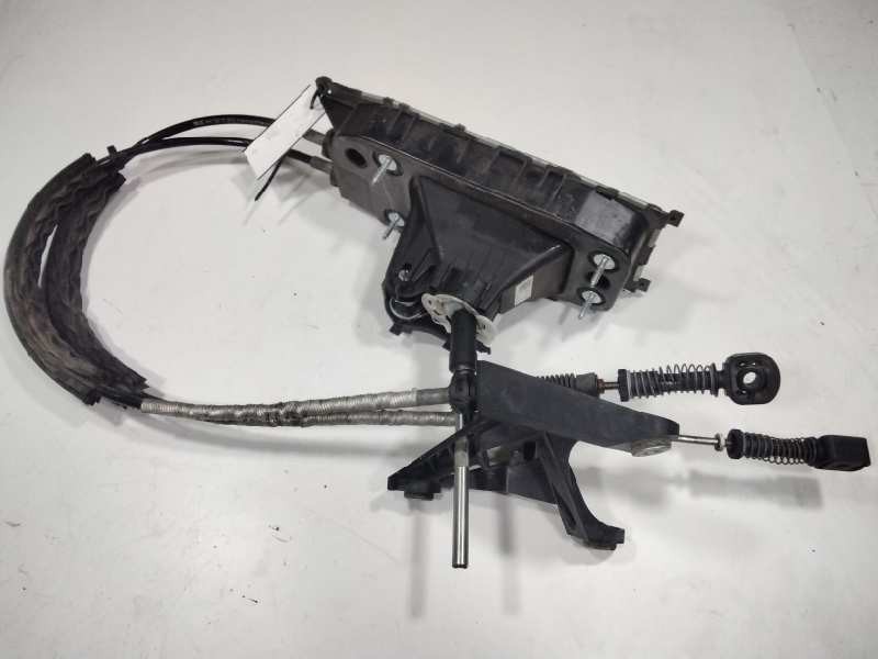 Recambio de palanca cambio para audi a3 (8v) ambiente referencia OEM IAM 5Q0711049AP  