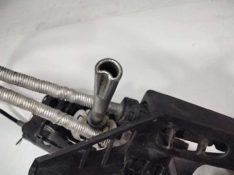 Recambio de palanca cambio para audi a3 (8v) ambiente referencia OEM IAM 5Q0711049AP  