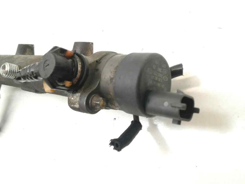 Recambio de rampa inyectora para kia carens 2.0 crdi ex monovolumen referencia OEM IAM 445214026 314002700 