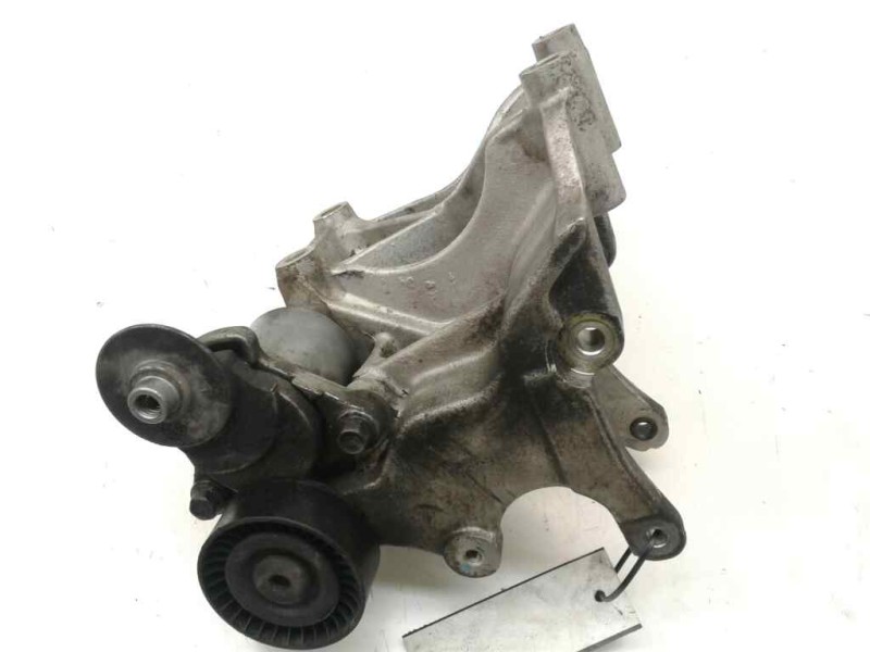 Recambio de soporte alternador para kia carens 2.0 crdi ex monovolumen referencia OEM IAM 2528127  