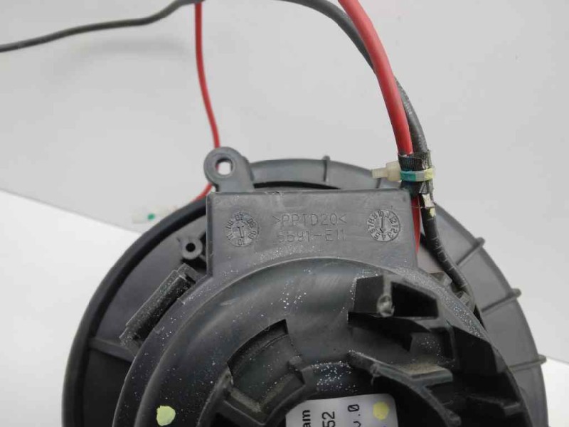 Recambio de motor calefaccion para opel astra gtc referencia OEM IAM 52421335  