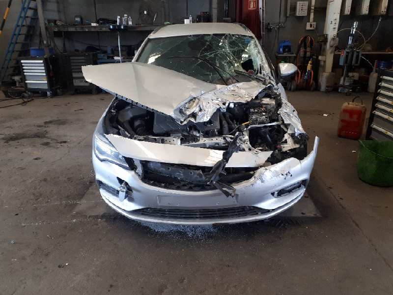 opel astra k sports tourer del año 2018