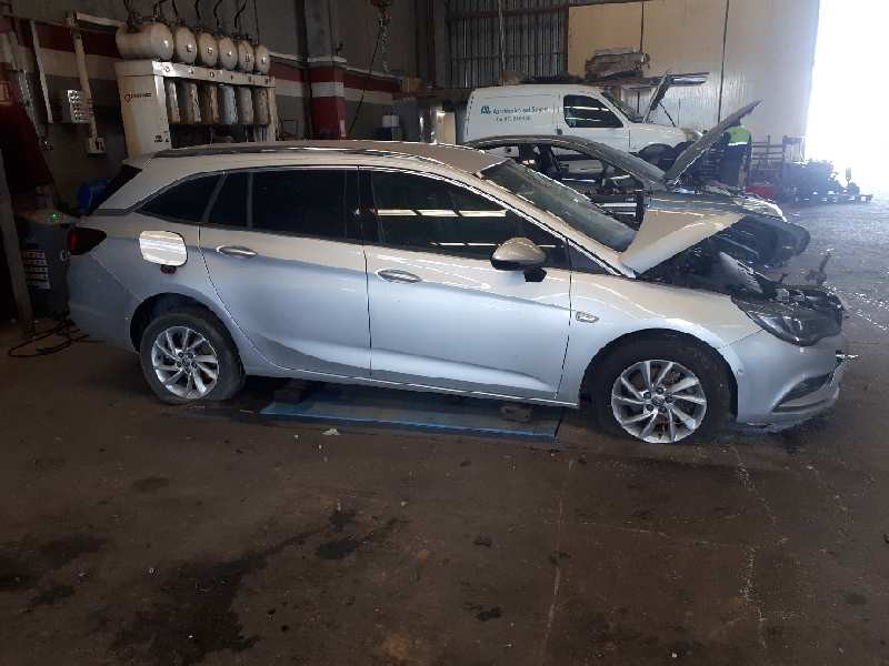 opel astra k sports tourer del año 2018