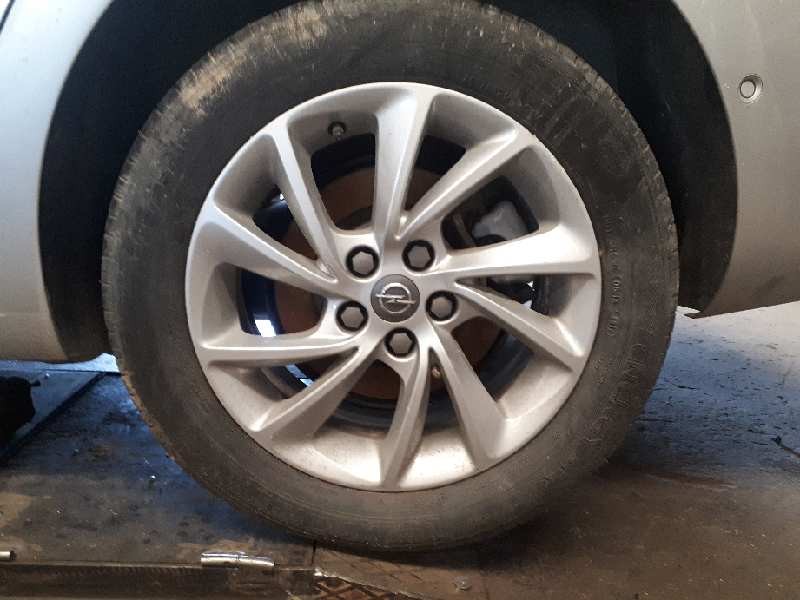 opel astra k sports tourer del año 2018