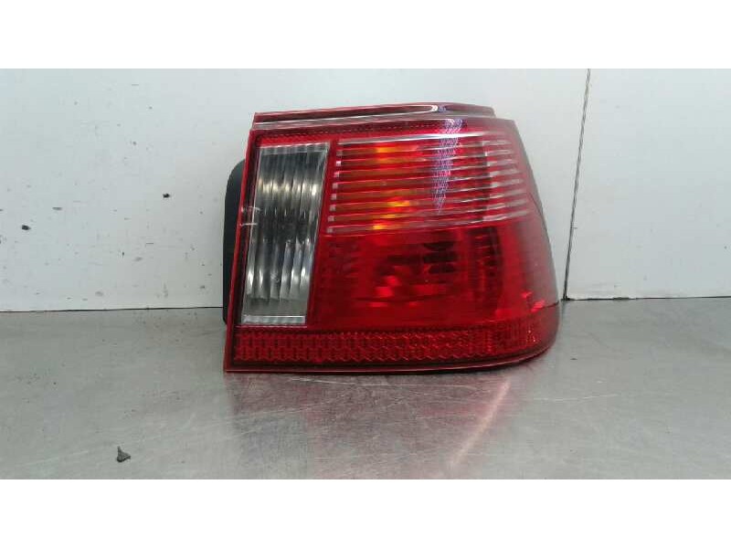 Recambio de piloto trasero derecho para seat ibiza (6k1) stella referencia OEM IAM 6K6945112G  