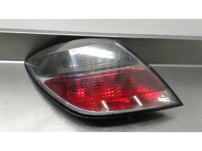 Recambio de piloto trasero izquierdo para opel astra gtc sport referencia OEM IAM   