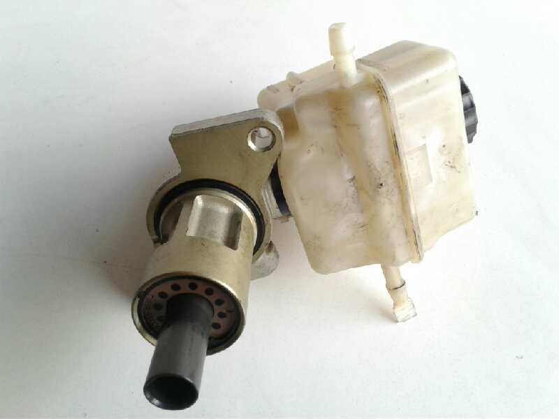 Recambio de bomba freno para bmw serie 1 berlina (e81/e87) 118d referencia OEM IAM 34336785662  