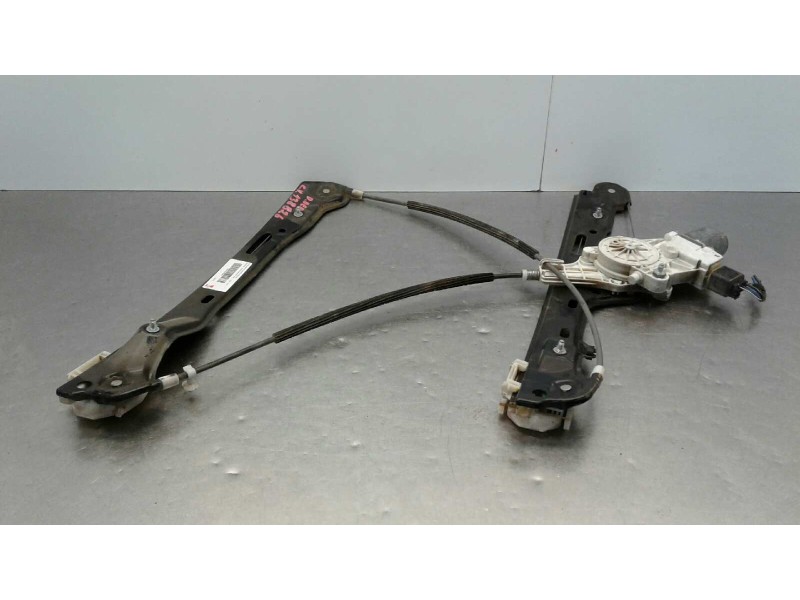 Recambio de elevalunas delantero derecho para bmw serie 1 berlina (e81/e87) 118d referencia OEM IAM 51337138466  