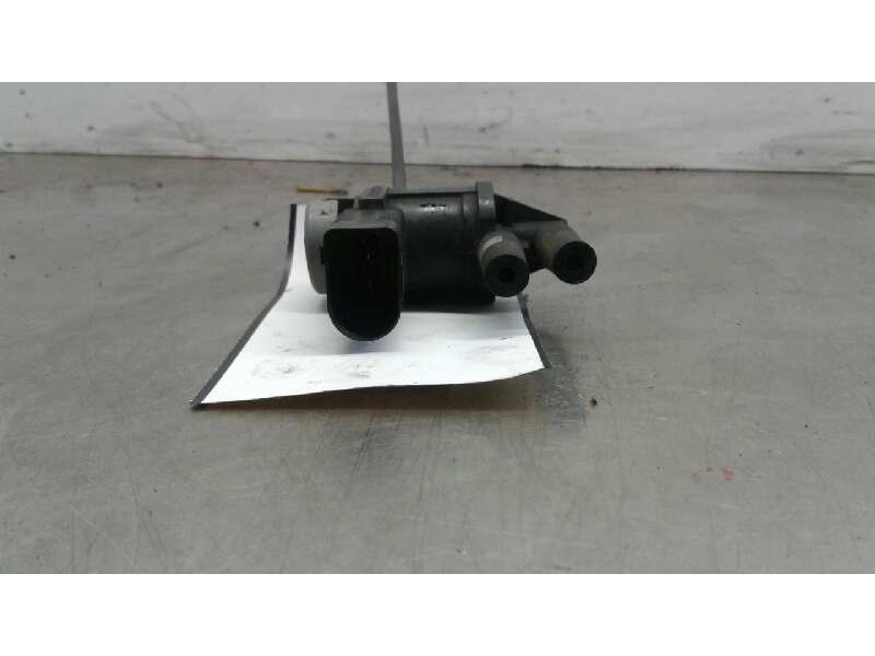 Recambio de sensor valvula egr para audi a5 sportback (8t) 2.0 16v tdi referencia OEM IAM 1K0906383A  