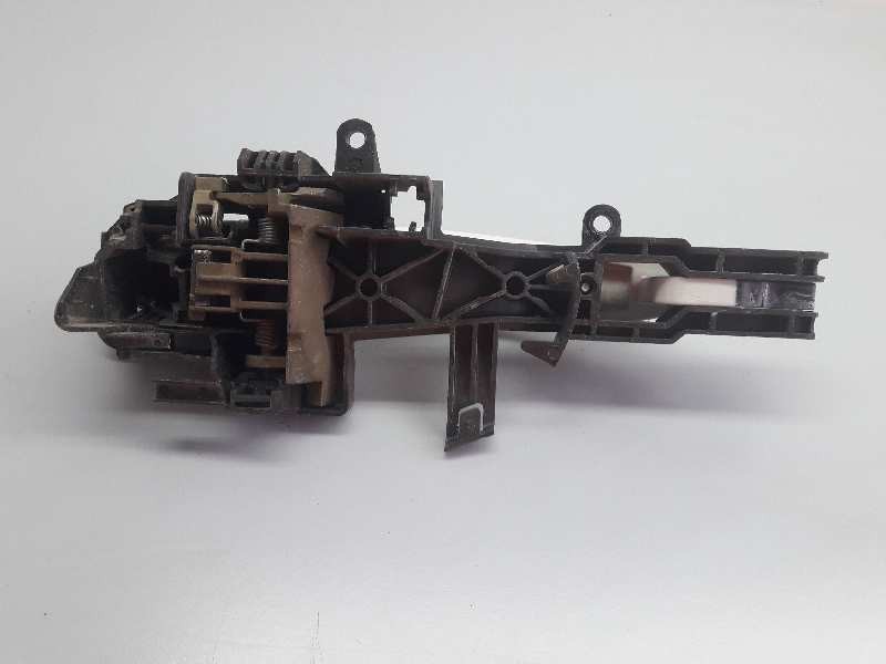 Recambio de maneta exterior delantera derecha para bmw serie 1 berlina (e81/e87) 118d referencia OEM IAM   