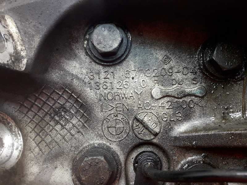 Recambio de mangueta delantera izquierda para bmw serie 1 berlina (e81/e87) 118d referencia OEM IAM 3121677320904 13612610 