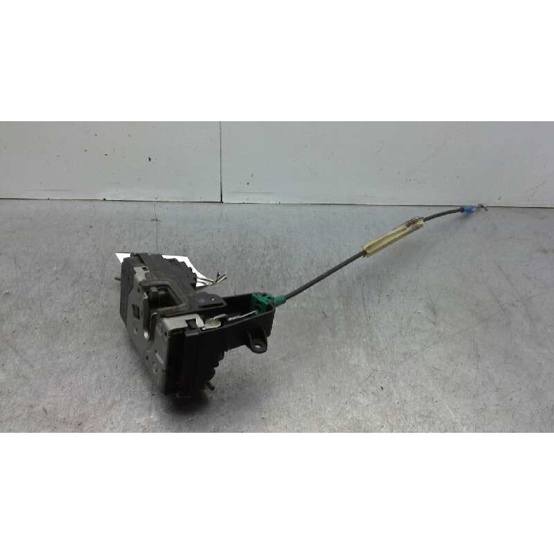 Recambio de cerradura puerta delantera izquierda para opel zafira b enjoy referencia OEM IAM 13222741  