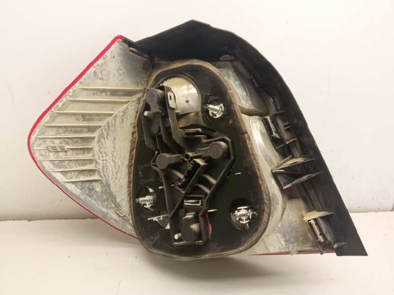 Recambio de piloto trasero derecho para bmw serie 1 berlina (e81/e87) 118d referencia OEM IAM   