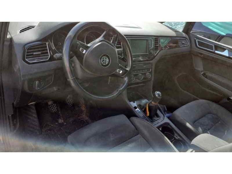 volkswagen golf vii sportsvan del año 2014