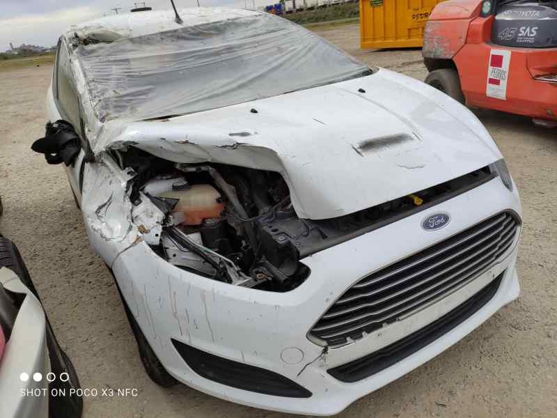 ford fiesta (ccn) del año 2015