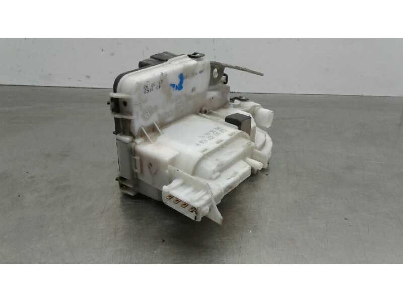Recambio de cerradura puerta delantera derecha para volkswagen vento (1h2) 1.8 referencia OEM IAM   
