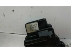 Recambio de mando limpia para peugeot 106 (s1) referencia OEM IAM 33779503 96265116ZL 16885 2