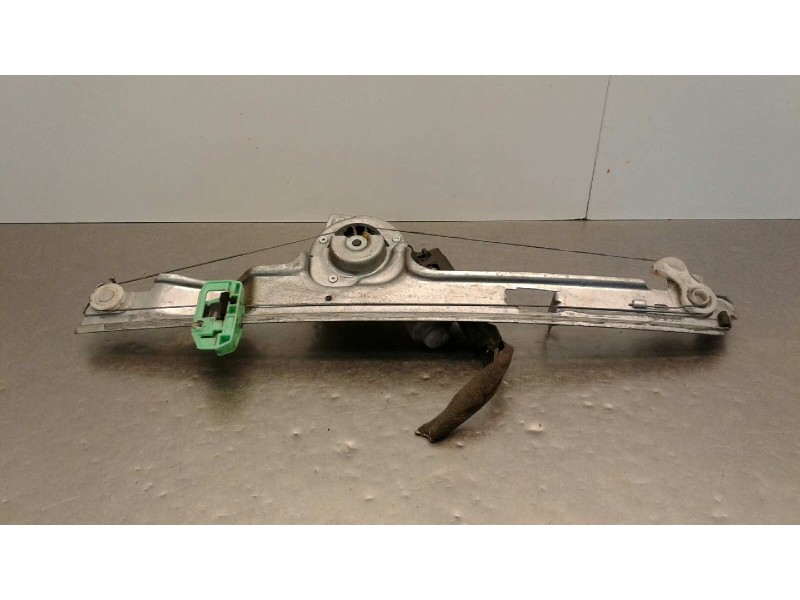 Recambio de elevalunas delantero derecho para renault scenic ii grand dynamique referencia OEM IAM 8200646840  