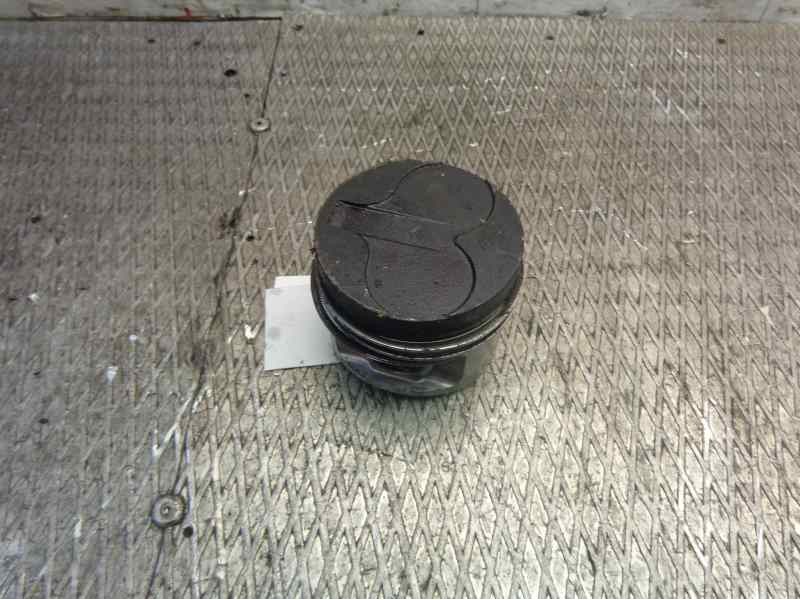 Recambio de piston para nissan serena (c23m) 2.0 diesel referencia OEM IAM   