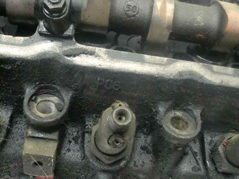 Recambio de culata para peugeot 205 berlina 1.8 diesel referencia OEM IAM P08  99692