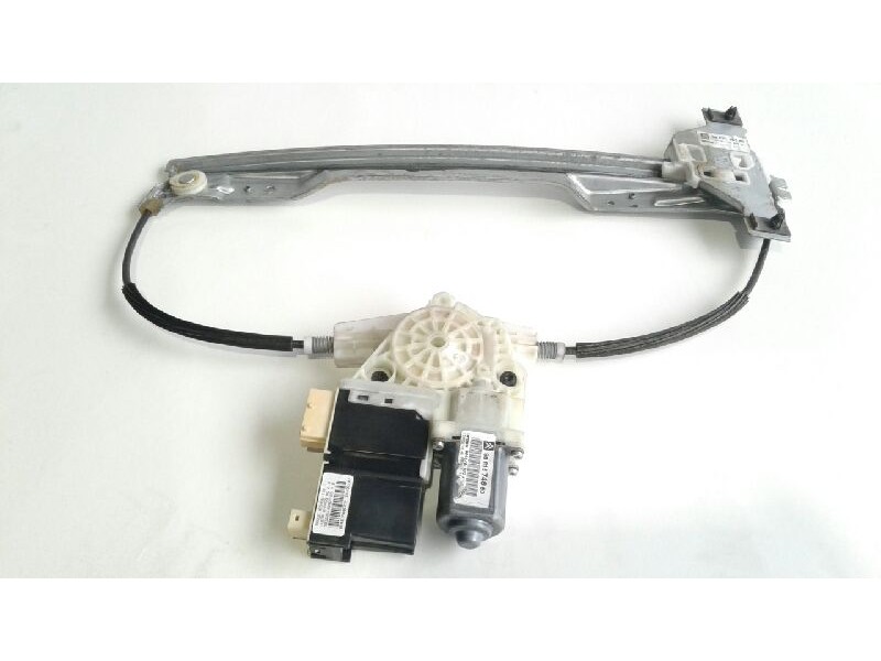 Recambio de elevalunas delantero derecho para citroen c4 berlina collection referencia OEM IAM 984940100  