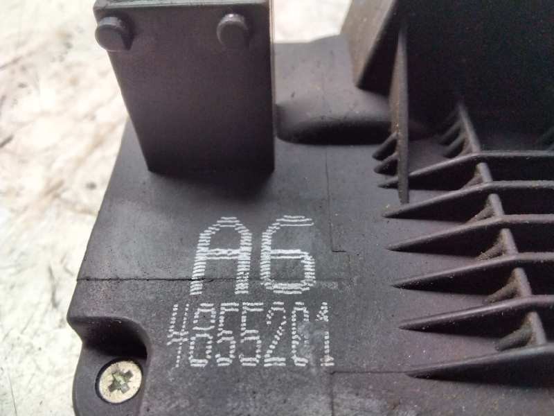 Recambio de cerradura puerta trasera derecha para saab 9-5 familiar 2.0 t vector referencia OEM IAM A64855201  