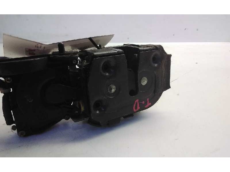 Recambio de cerradura puerta trasera derecha para mazda premacy (cp) active (74kw) referencia OEM IAM CB0372310F  