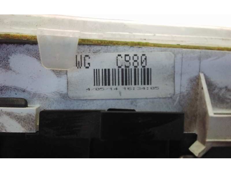 Recambio de cuadro instrumentos para mazda premacy (cp) active (74kw) referencia OEM IAM WGC980  