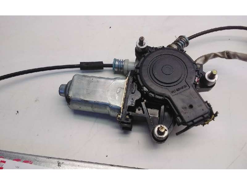 Recambio de elevalunas delantero izquierdo para mazda premacy (cp) active (74kw) referencia OEM IAM 8620400024  