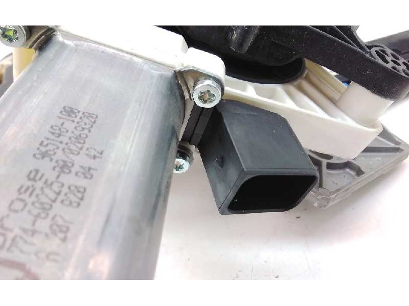 Recambio de elevalunas delantero derecho para mercedes clase clk (w207) coupe 250 cdi blueefficiency (207.303) referencia OEM IA