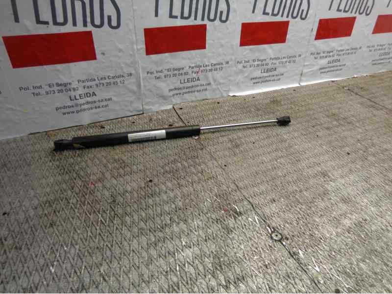 Recambio de amortiguadores maletero / porton para renault twingo (co6) 1.2 (c066/67/68) referencia OEM IAM 7700815135  