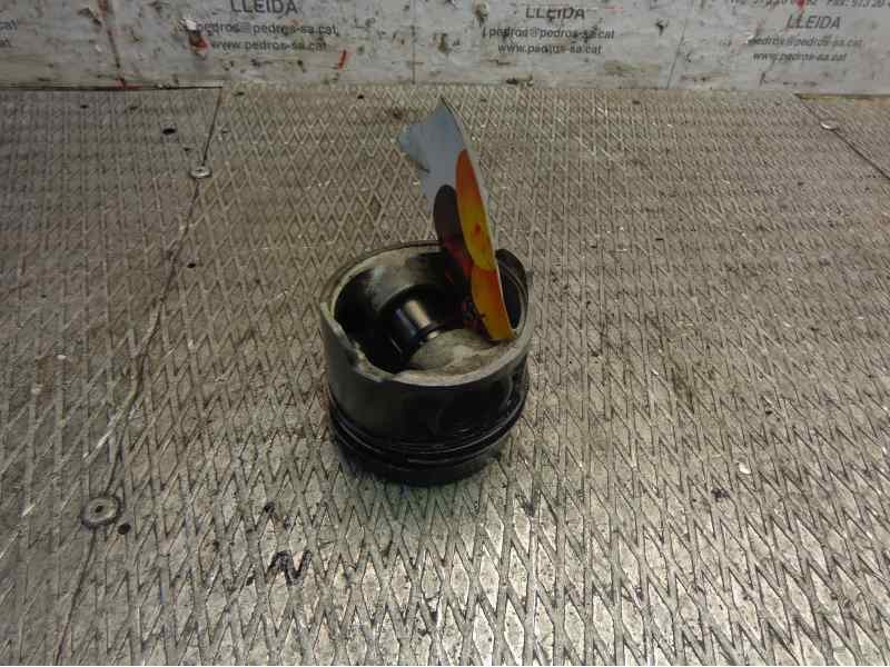 Recambio de piston para nissan primera berlina (p11) 2.0 turbodiesel cat referencia OEM IAM   