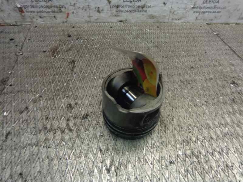 Recambio de piston para nissan primera berlina (p11) 2.0 turbodiesel cat referencia OEM IAM   