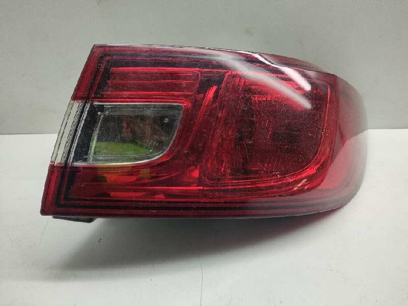 Recambio de piloto trasero derecho para renault clio iv limited referencia OEM IAM 265502631R  