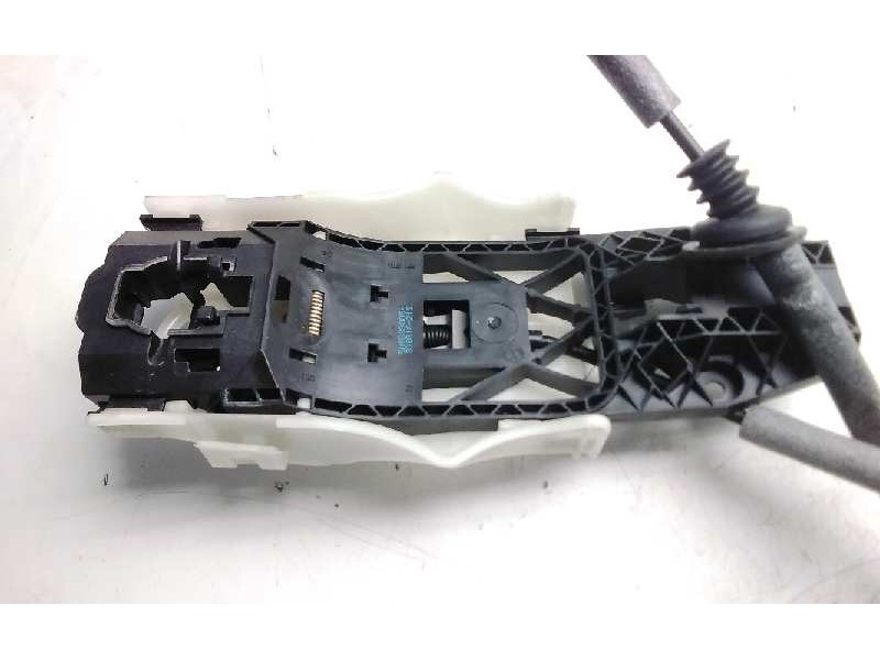 Recambio de cerradura puerta delantera derecha para skoda rapid active referencia OEM IAM 5E1827016A  