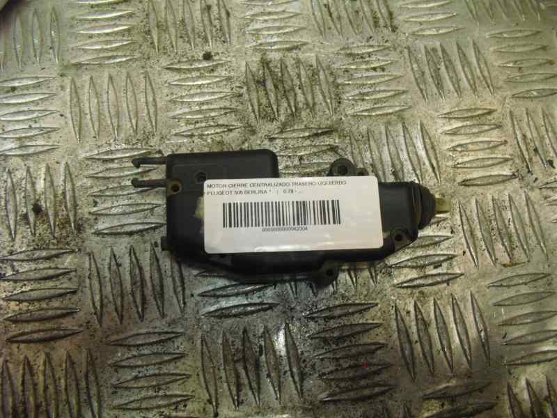 Recambio de motor cierre centralizado trasero izquierdo para peugeot 505 berlina referencia OEM IAM   17864