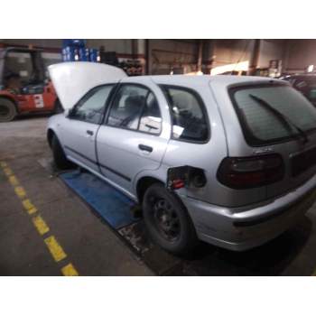 nissan almera (n15) del año 2000
