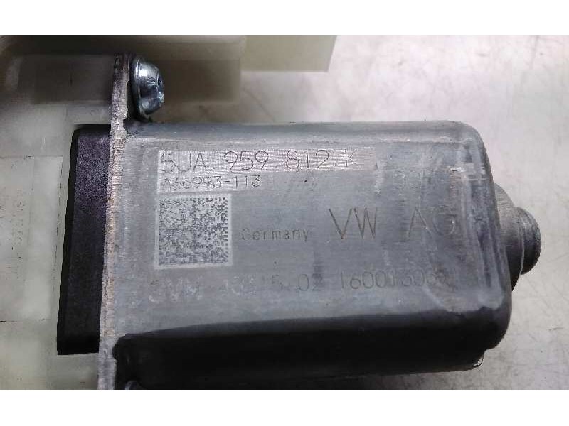 Recambio de elevalunas delantero derecho para skoda rapid active referencia OEM IAM 5JA959812K  