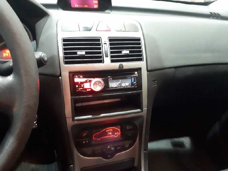 peugeot 307 (s1) del año 2001