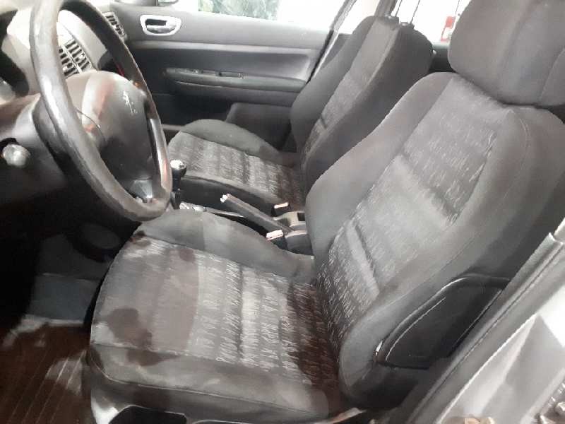 peugeot 307 (s1) del año 2001