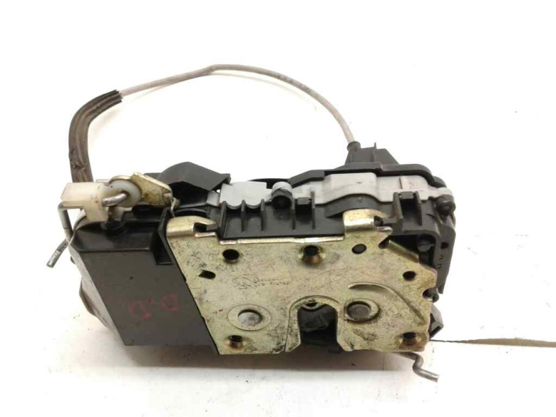 Recambio de cerradura puerta delantera derecha para peugeot 307 (s1) xs referencia OEM IAM 9136L2  