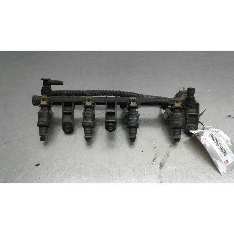 Recambio de rampa inyectora para renault megane i berlina hatchback (ba0) 1.6e alize referencia OEM IAM 7700273495  