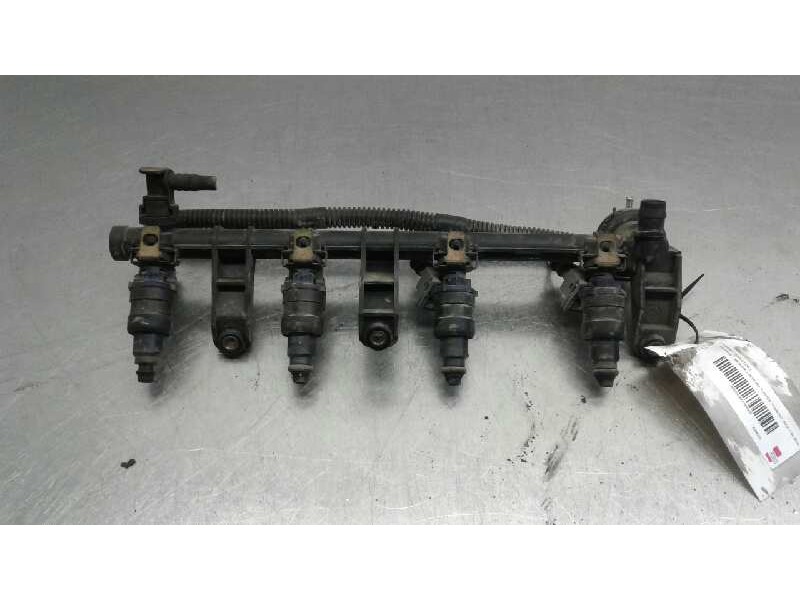 Recambio de rampa inyectora para renault megane i berlina hatchback (ba0) 1.6e alize referencia OEM IAM 7700273495  