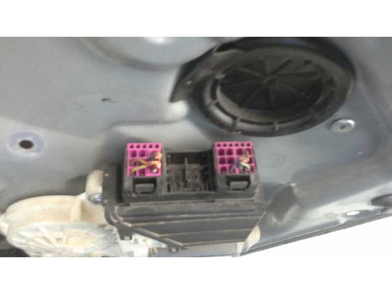 Recambio de elevalunas delantero izquierdo para seat ibiza (6l1) 1.4 16v referencia OEM IAM   