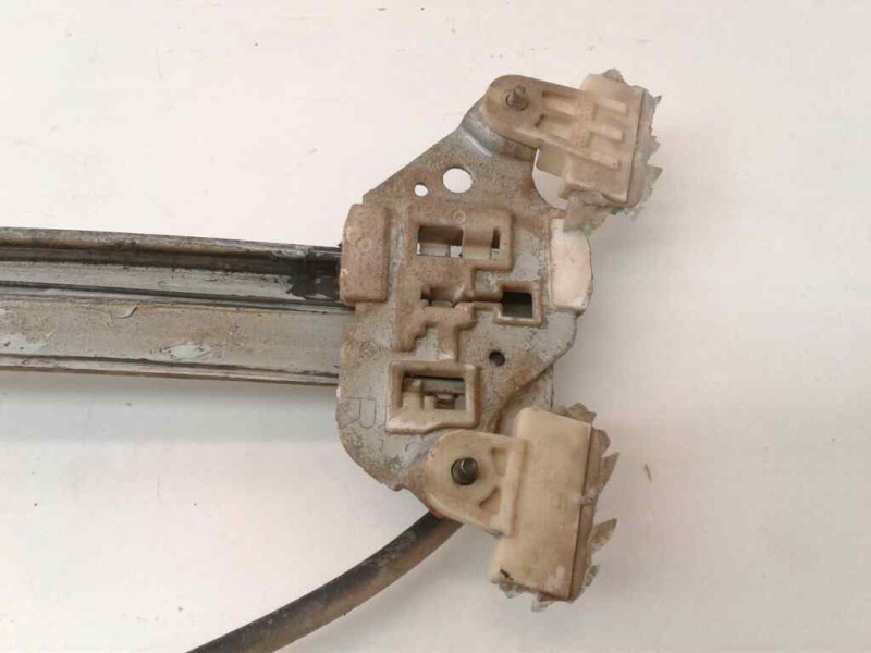 Recambio de elevalunas delantero derecho para nissan almera (n15) slx referencia OEM IAM 807300M016  