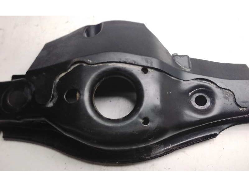 Recambio de brazo suspension inferior trasero derecho para toyota auris hybrid active referencia OEM IAM 4825805020  