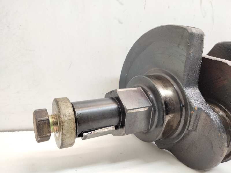 Recambio de cigueñal para renault vel satis (bj0) 3.0 v6 dci turbodiesel cat referencia OEM IAM   