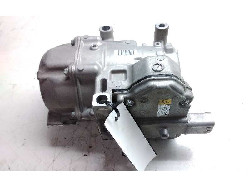 Recambio de compresor aire acondicionado para toyota auris hybrid active referencia OEM IAM 0422001330  